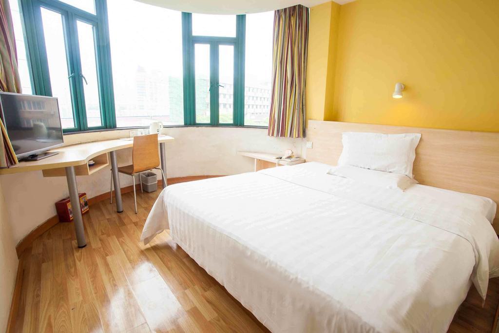 7Days Inn Sanqiao Hou Ba Guiyang  Rom bilde